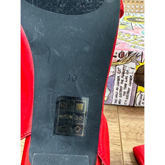 Jeffrey Campbell Duffy Slingback Red Satin Heel Size 10 NIB Plume Design Elegant - Picture 12 of 14